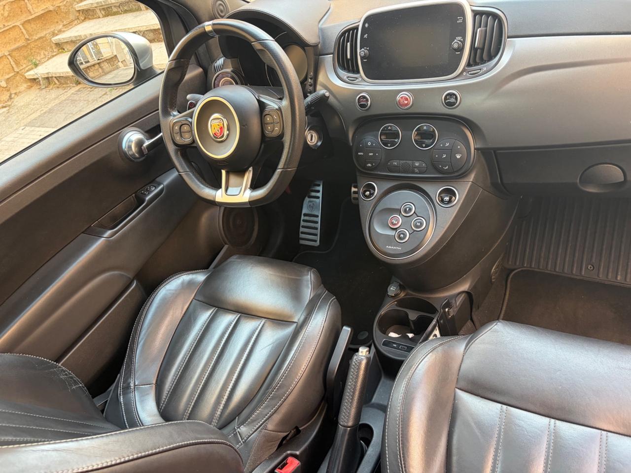 Abarth 595 1.4 Turbo T-Jet 165 CV Turismo