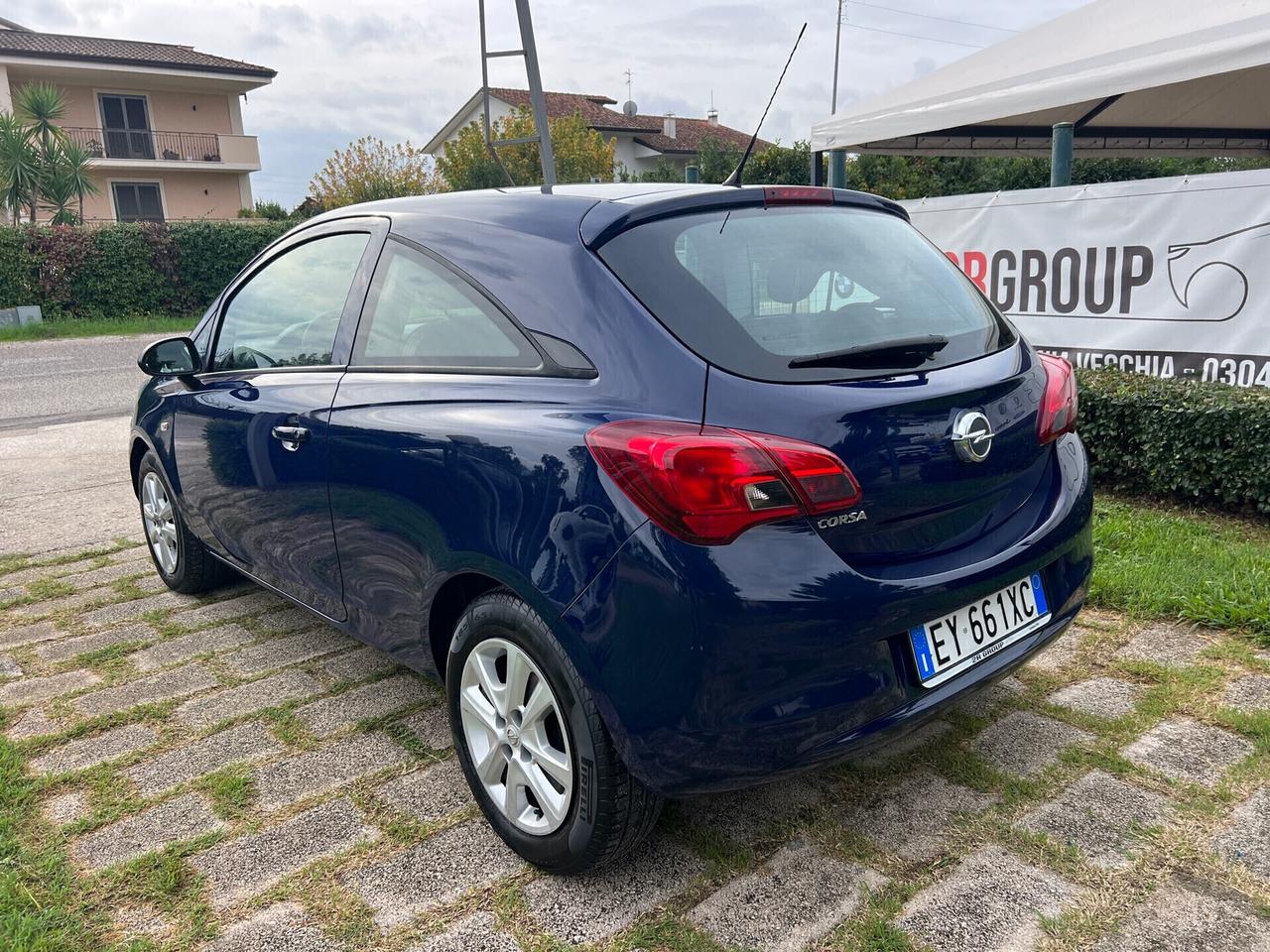 Opel Corsa 1.2 51KW 3PORTE-2015"NEOPATENTATI"