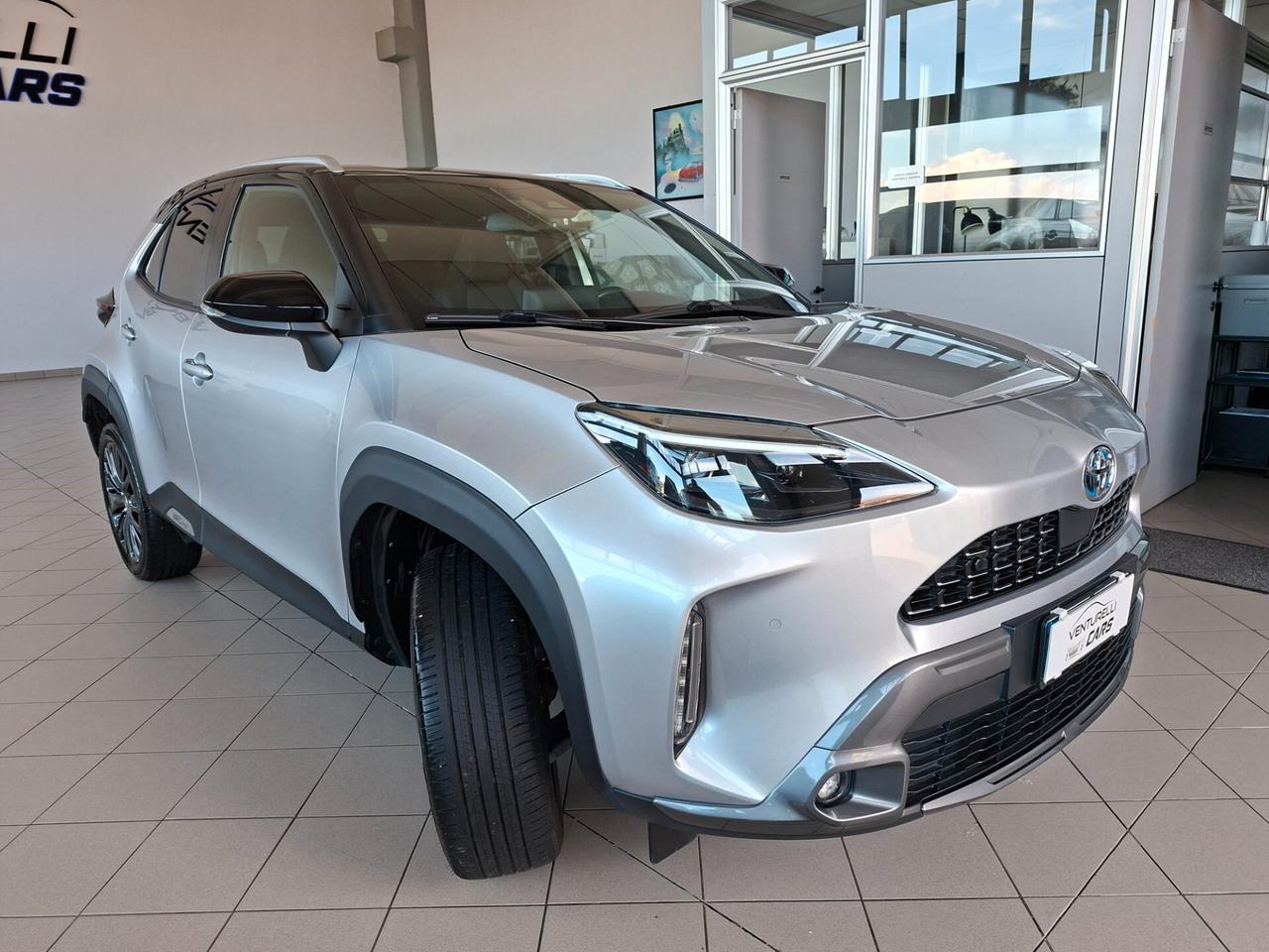 Toyota Yaris Cross 1.5 Hybrid 5p. E-CVT AWD-i Adventure 4X4