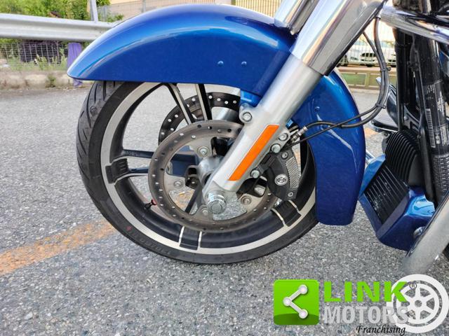 HARLEY-DAVIDSON FLHX Street Glide SPECIAL 107