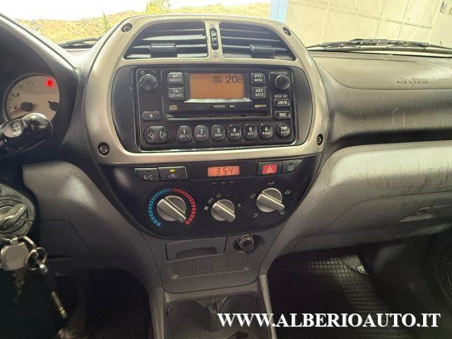 TOYOTA RAV 4 MY23 RAV4 2.0 Tdi D-4D cat 5 porte