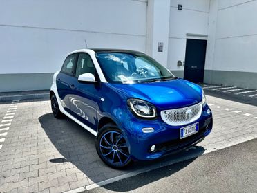 Smart ForFour 1.0 Panorama telecamera