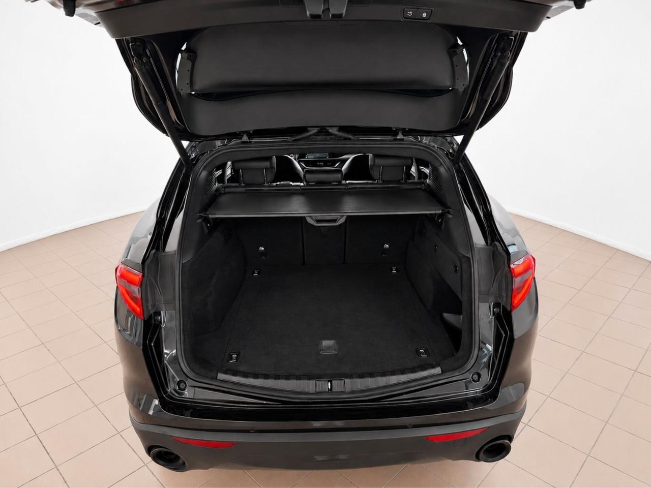 Alfa Romeo Stelvio 2.2 Turbodiesel 160 CV AT8 RWD Sprint