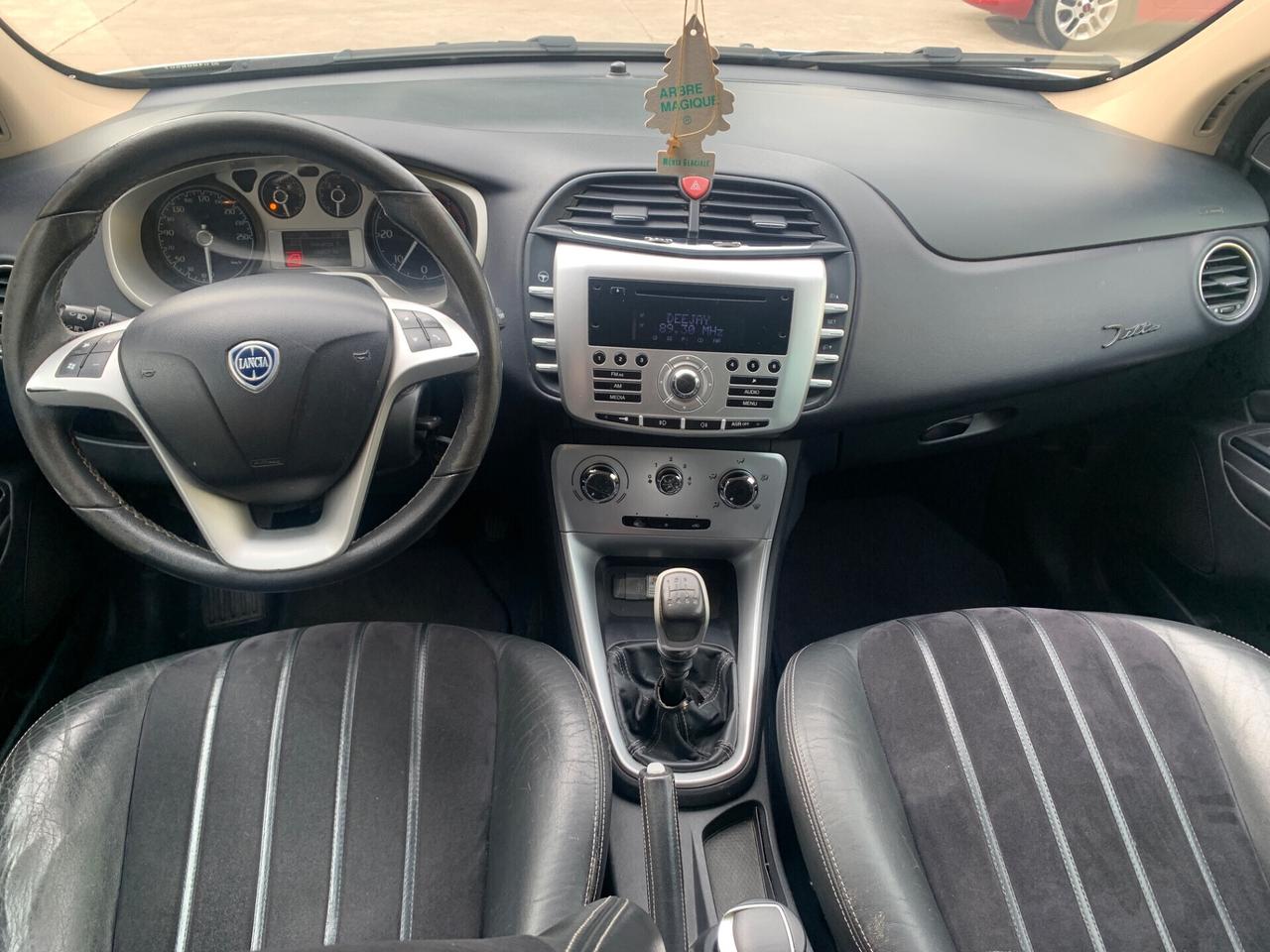 Lancia Delta 1.6 MJT DPF Argento