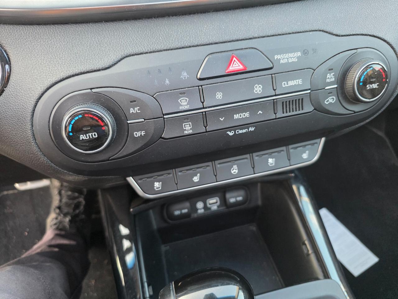 Kia Sorento 2.2 4x4 7P Rebel stra full garantito 12M