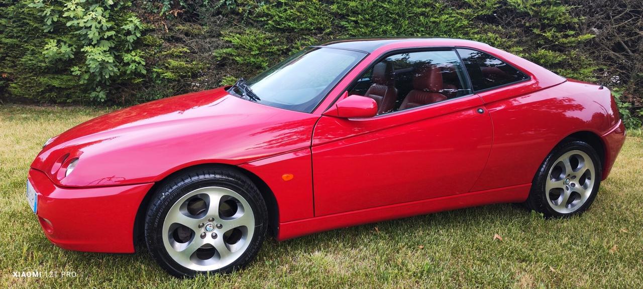 Alfa Romeo GTV 2.0 JTS 166cv PELLE MOMO