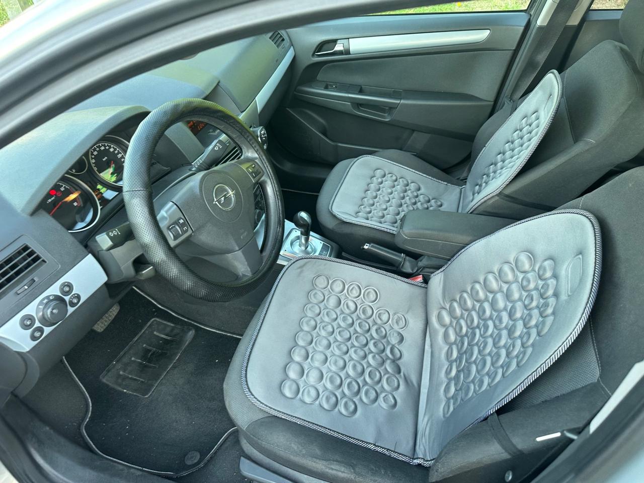 Opel Astra 1.6 BENZ 2007 AUTOMATICO