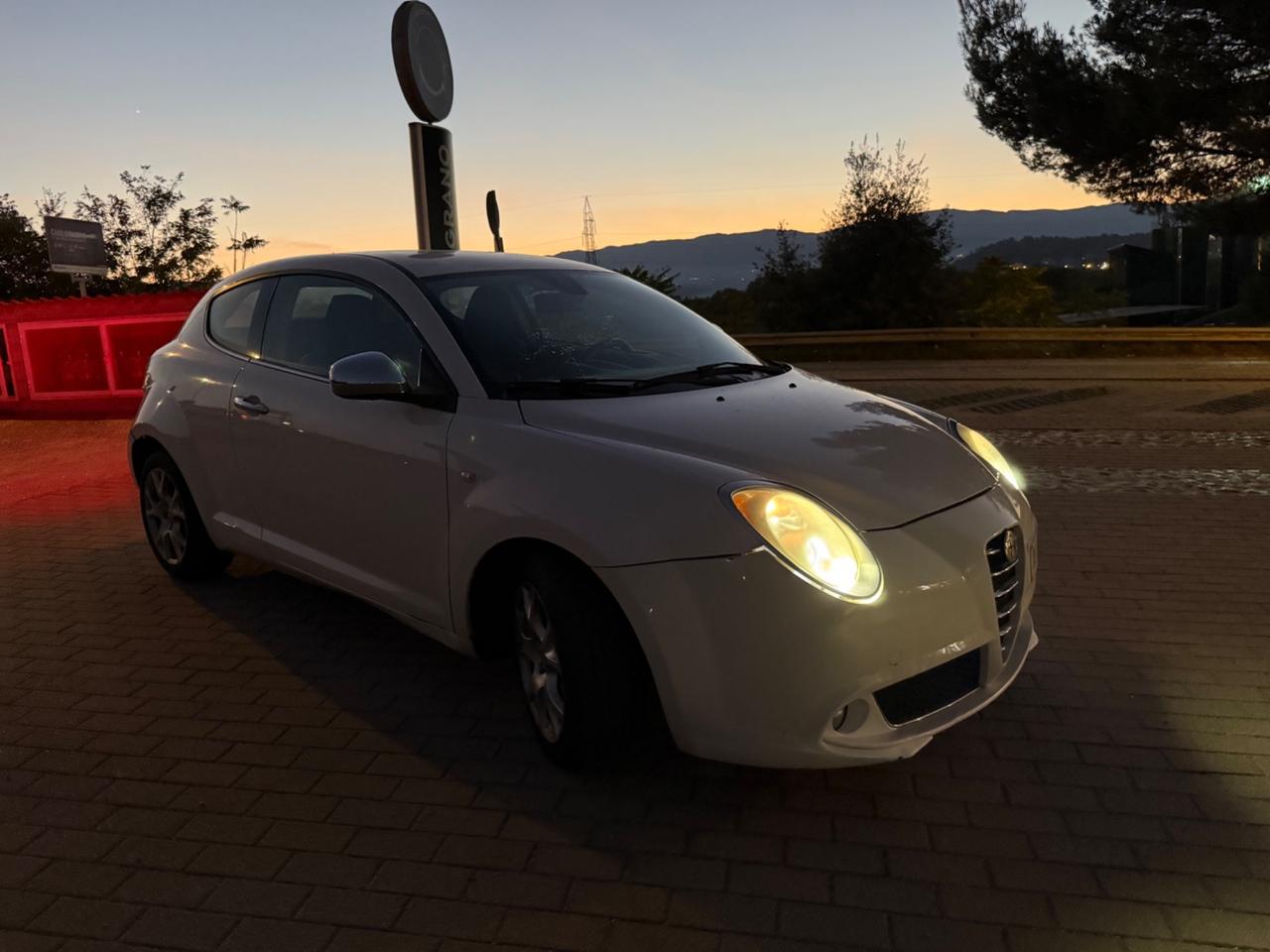 Alfa Romeo MiTo 1.6 JTDm 16V Distinctive Sport Pack