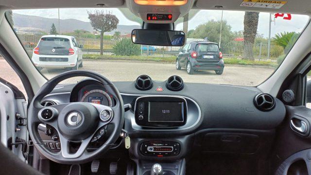 SMART ForFour 1.0 Manuale Passion n°24