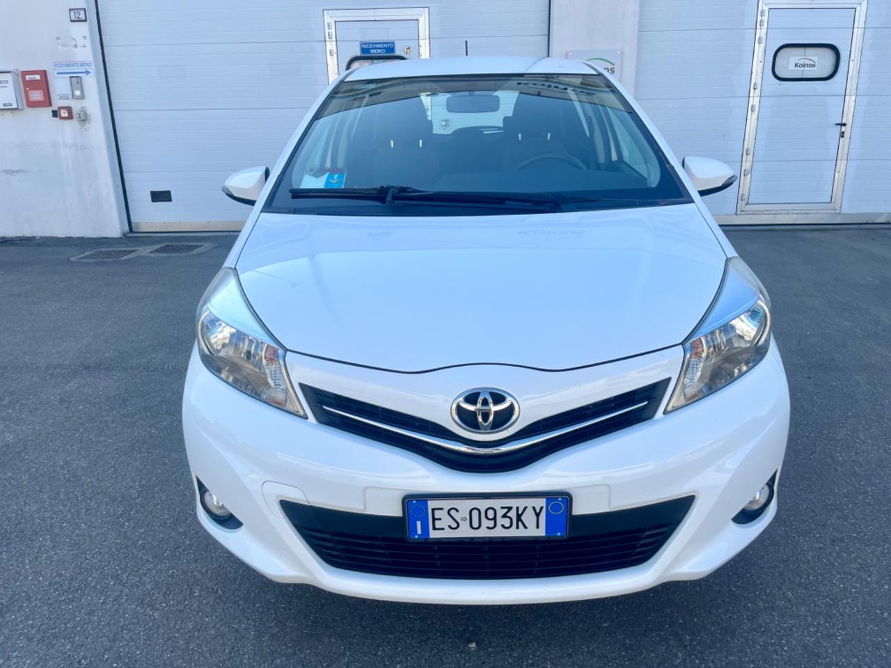 Toyota Yaris 1.0benz 2013 92.000km perfetta