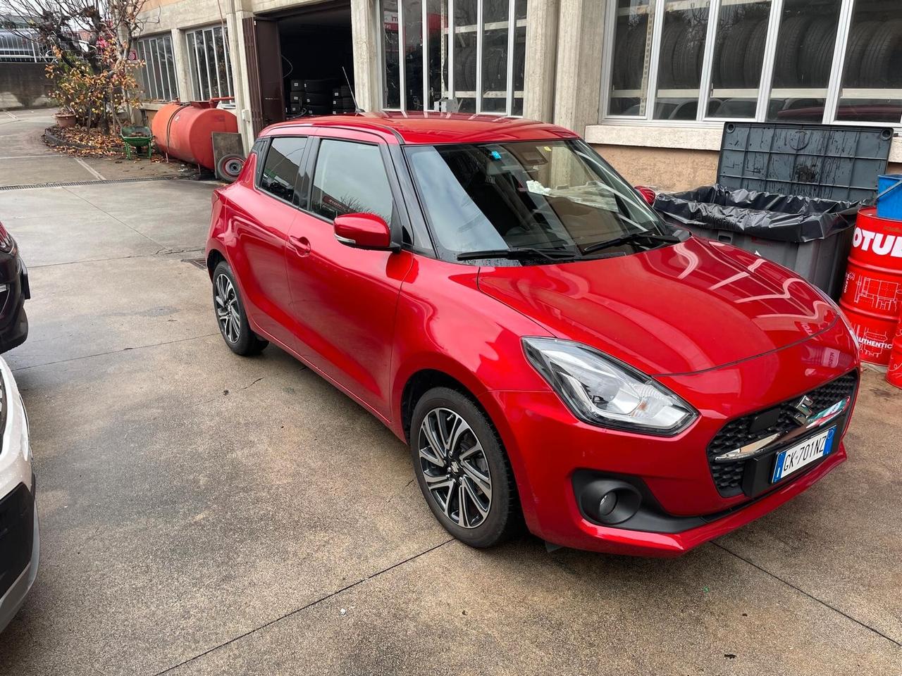 Suzuki Swift 1.2 Hybrid Top
