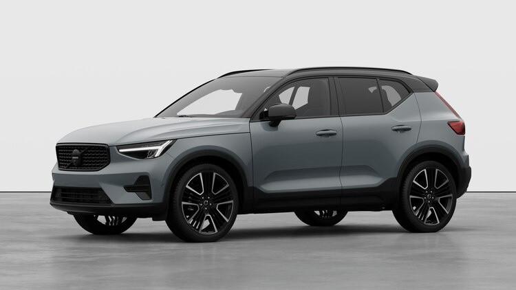 VOLVO XC40 ULTRA BLACK EDITION B4 AUTO PREZZO PROMO FINO AL 31/12/2025