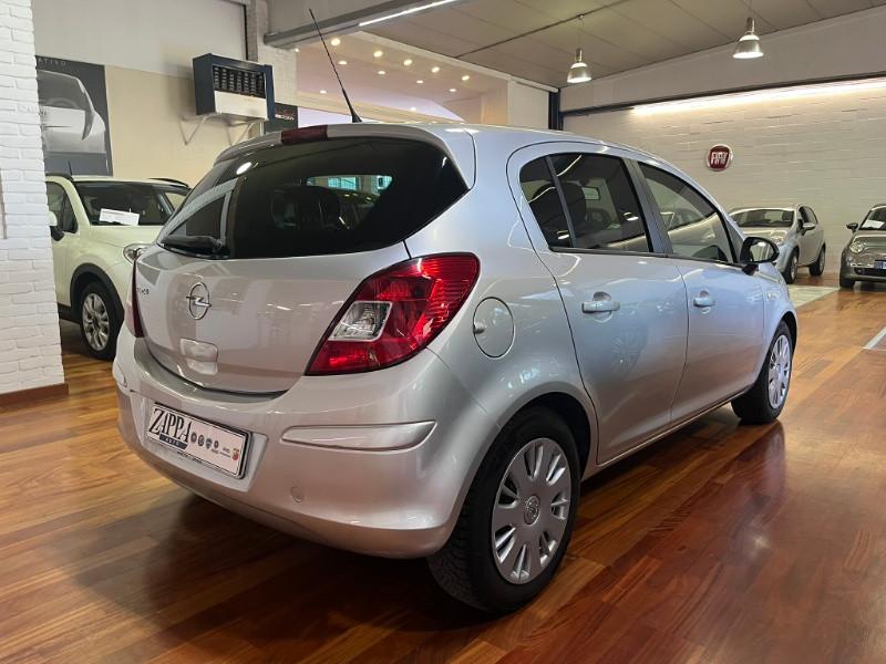 OPEL Corsa 1.2 5 porte Club