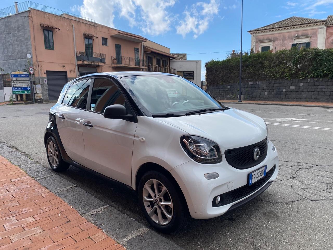 Smart ForFour 70 1.0 Youngster 2018