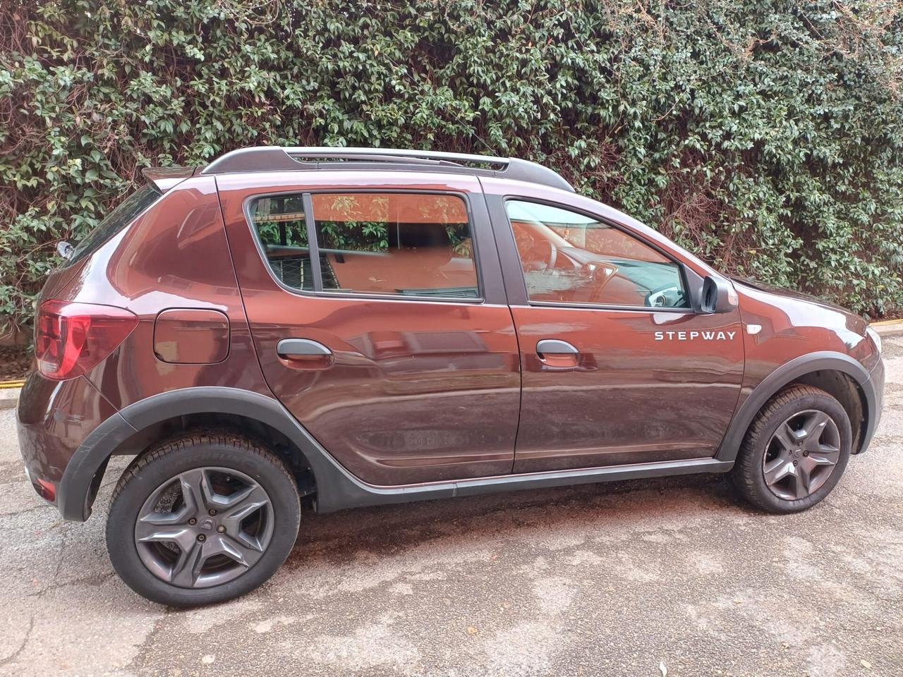 Dacia Sandero 1.5 dCi 8V 75CV Start&Stop Lauréate