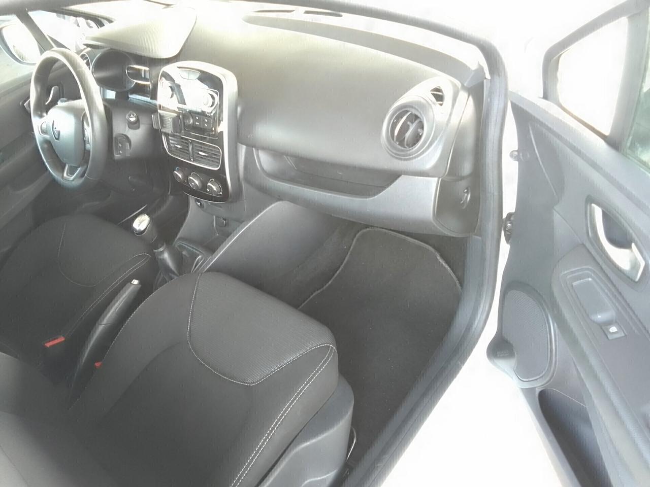 Renault Clio dCi 8V 75 CV Start&Stop 5 porte Energy Intens