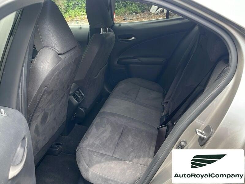Lexus UX Hybrid Premuium 2WD