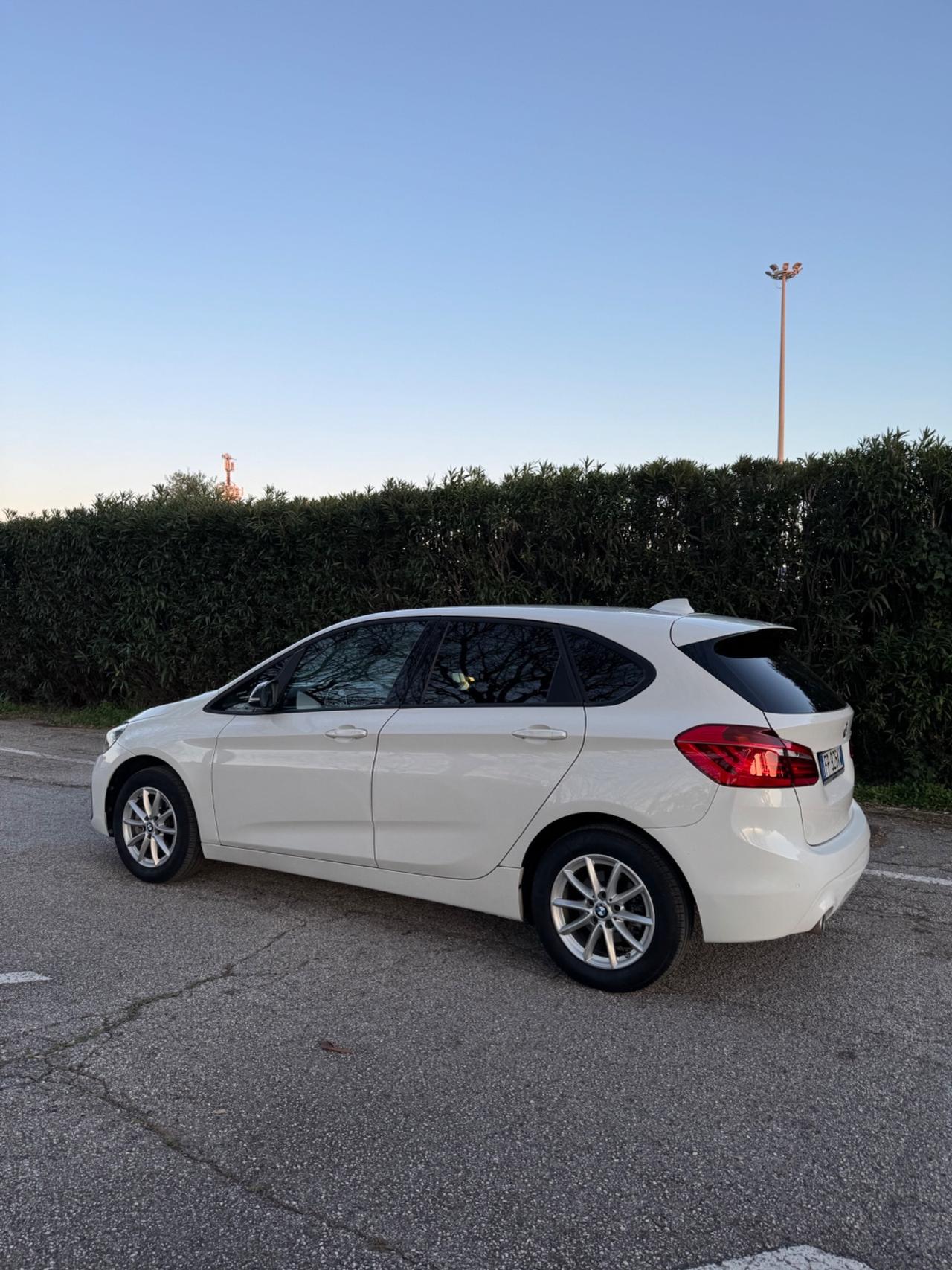 Bmw 216 220d Active Tourer Luxury aut.
