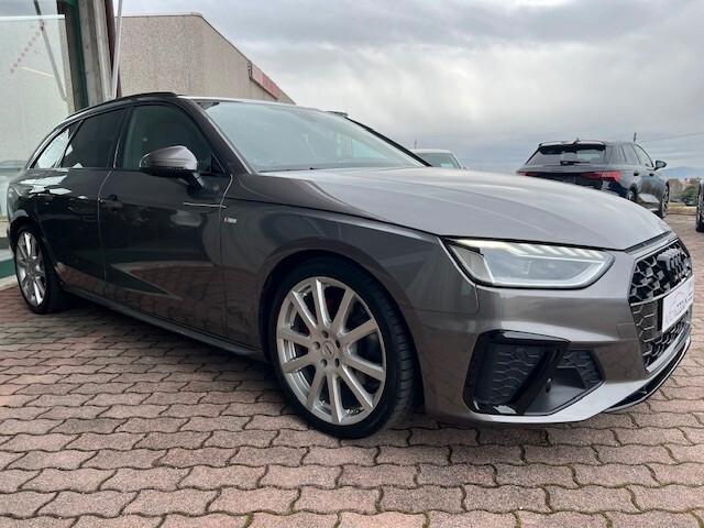 Audi A4 Avant 40 tdi Q. s-tronic, S-line, Tetto, Gancio