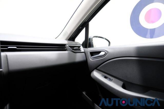 RENAULT Clio TCE 90 CV 5 PORTE BUSINESS NEOPATENTATI