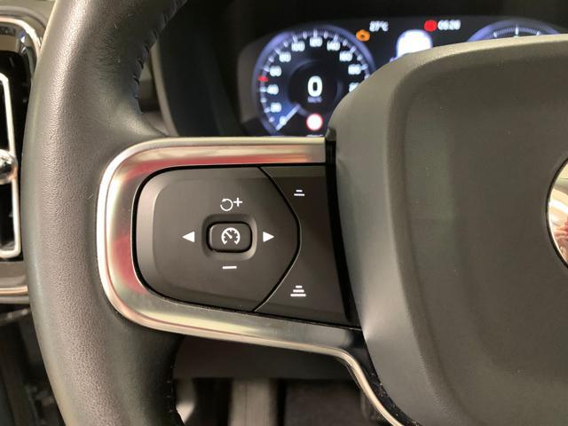 VOLVO XC40 D4 AWD Geartronic Business Plus
