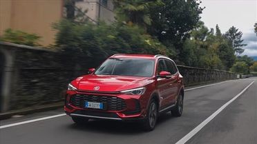 MG ZS HYBRID+ 1.5 Hybrid+ Luxury Sport utility vehicle 5-door (Euro 6E) 197 CV