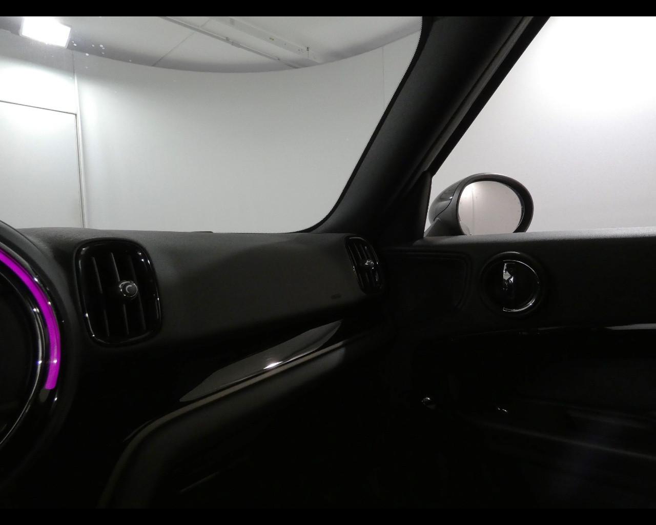 MINI Mini Countrym.(F60) - Mini 1.5 One D Hype Countryman