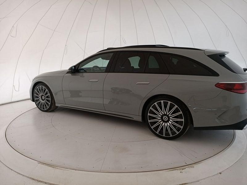 Mercedes-Benz Classe E - S214 SW E SW 220 d AMG Line Premium Plus auto