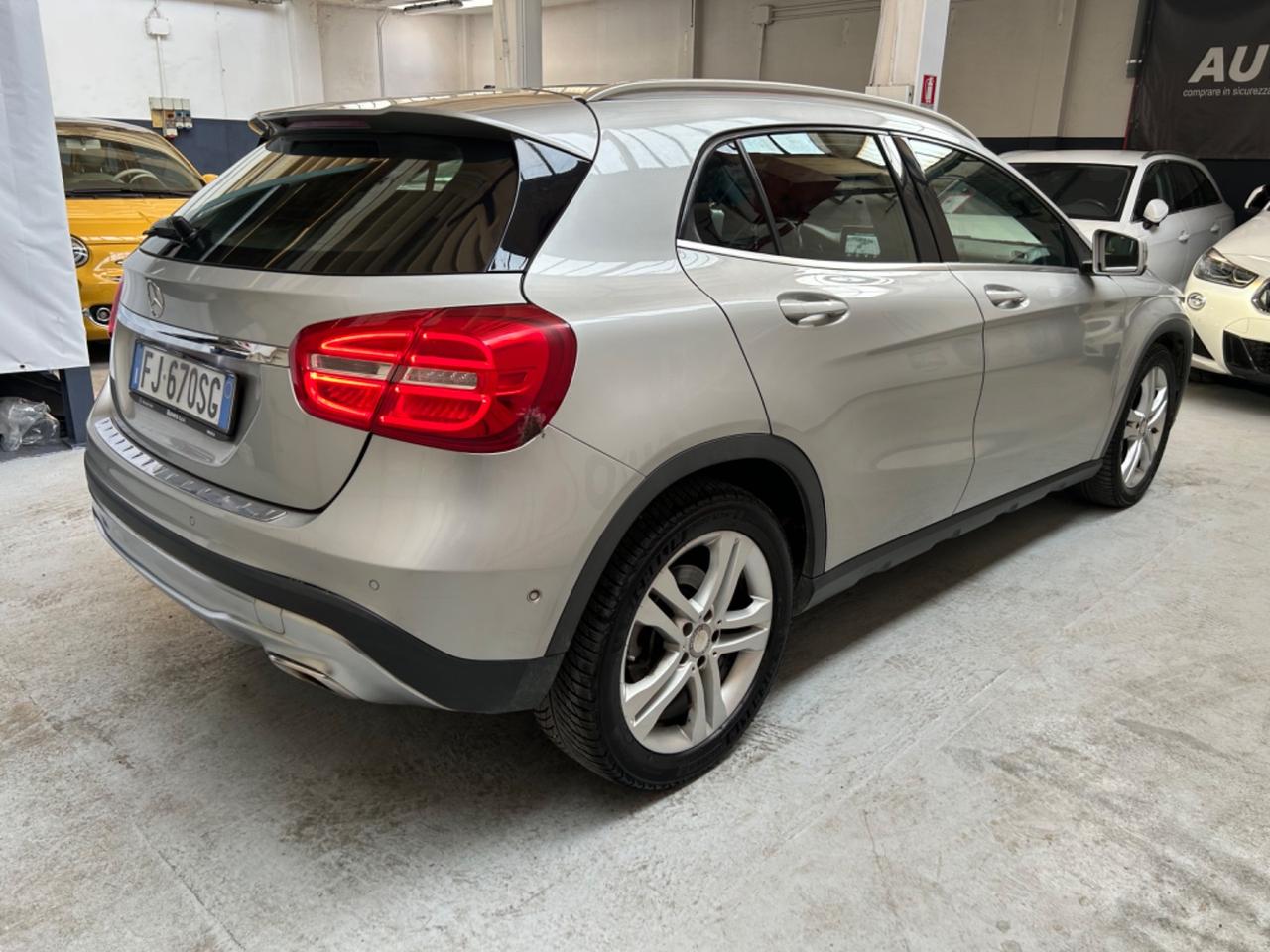 Mercedes-benz GLA 200 d Automatic 4Matic Premium