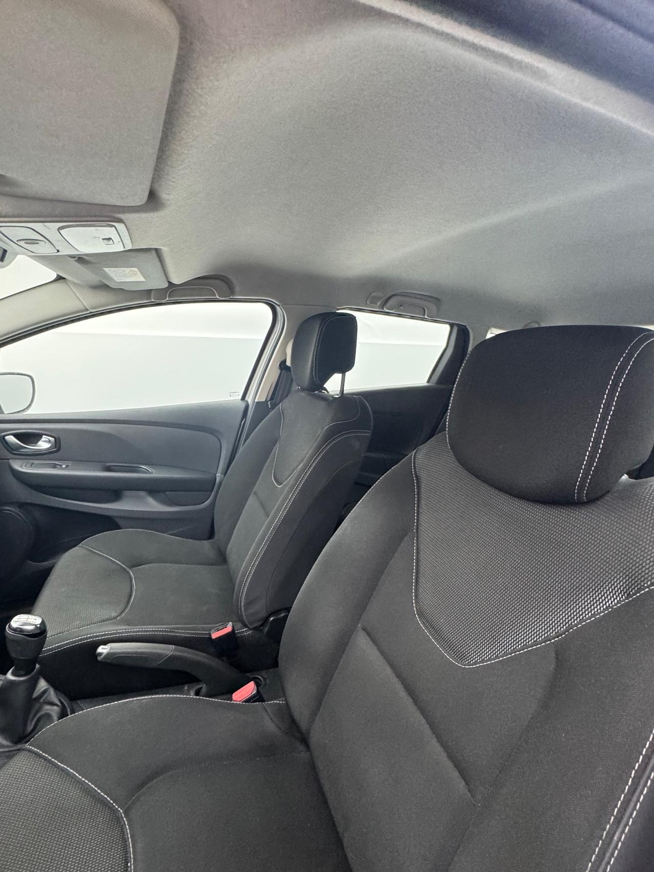 Renault Clio Sporter 1.2 75CV Intens