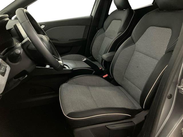 RENAULT Clio 1.0 TCe Techno