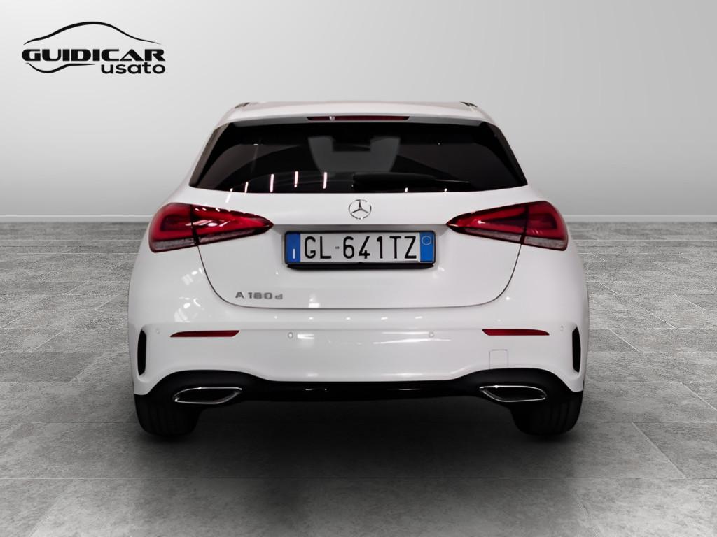 Mercedes-Benz Classe A - W177 2018 - A 180 d Premium auto