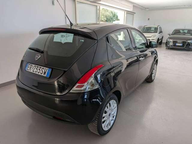 Lancia Ypsilon Ypsilon III 2011 1.2 8v Gold 69cv