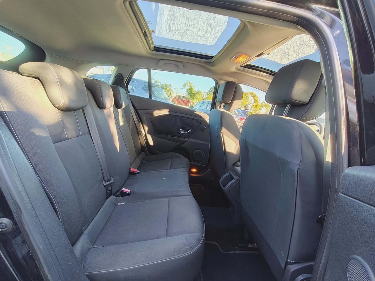 Renault Mégane 1.5 dCi 110CV Attractive Autocarro - 2011