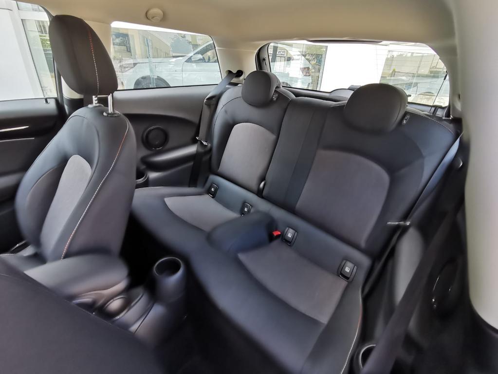 Mini Cooper 1.5 TwinPower Turbo Cooper Business DCT