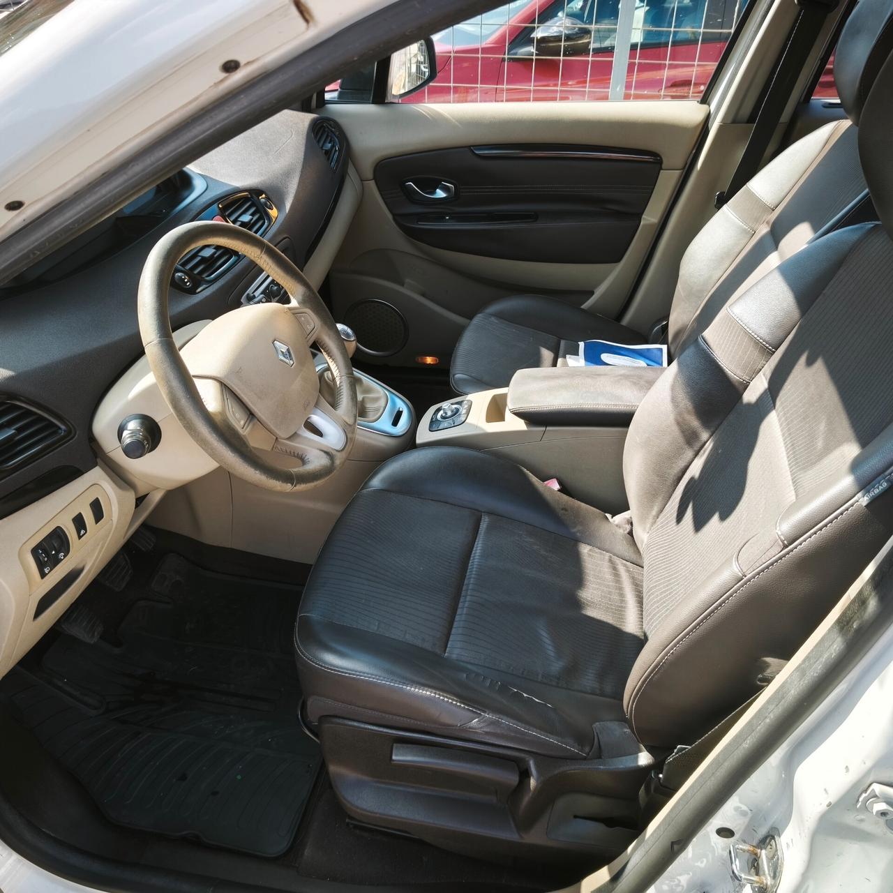 Renault Scenic Scénic 1.9 dCi 130CV Luxe 7 posti