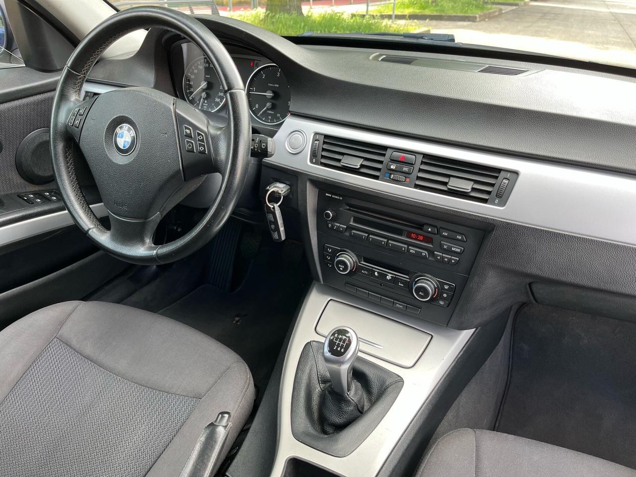 Bmw 318d 2.0 143CV Touring Perfetta