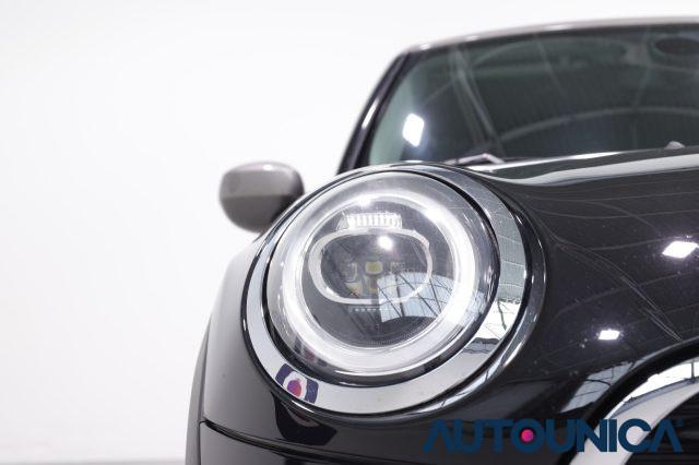 MINI Cooper 1.5 BUSINESS XL 5 PORTE AUTOMATICA