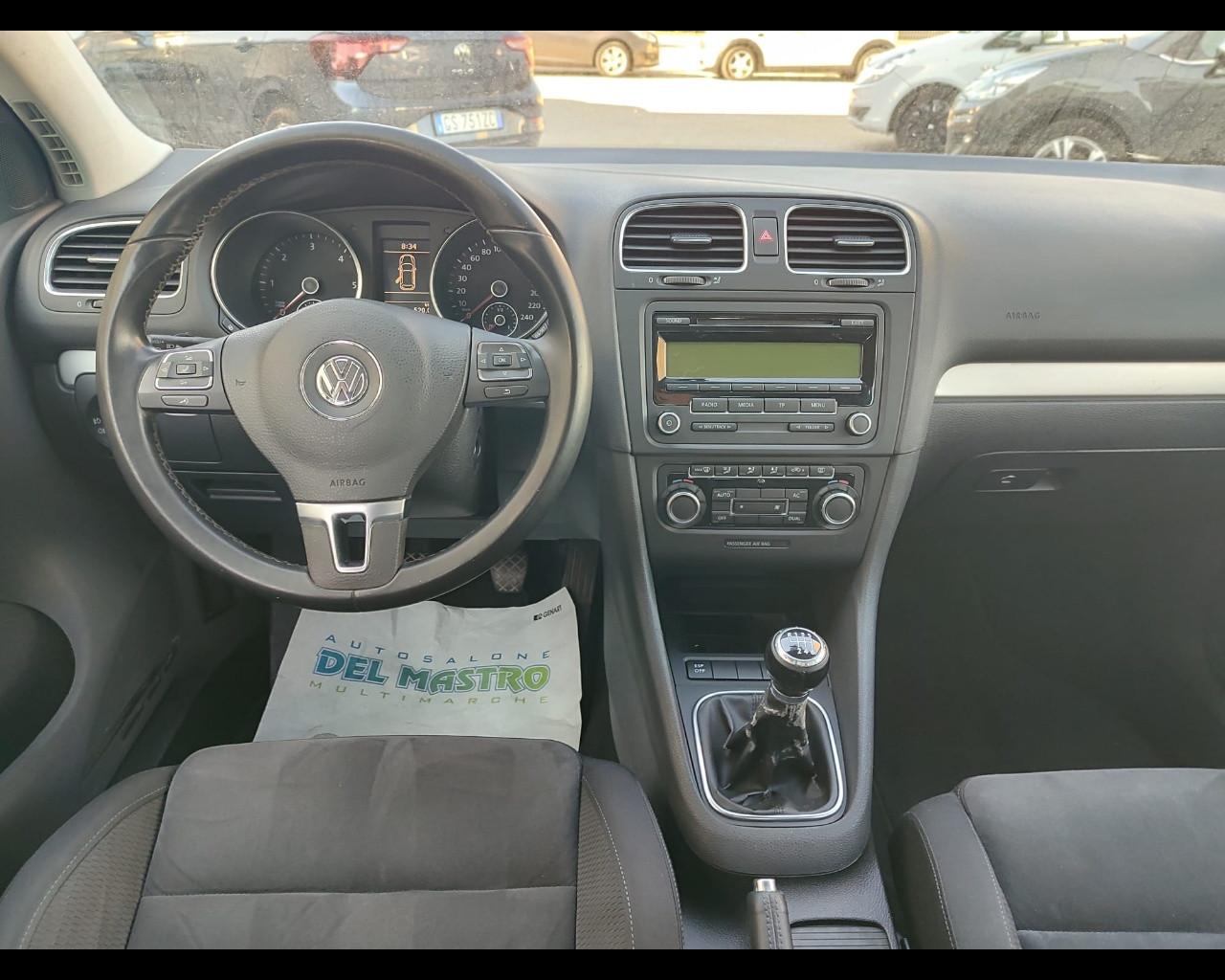 VOLKSWAGEN Golf 6ª serie - Golf 2.0 TDI 140CV DPF 4m. 5p. Highline