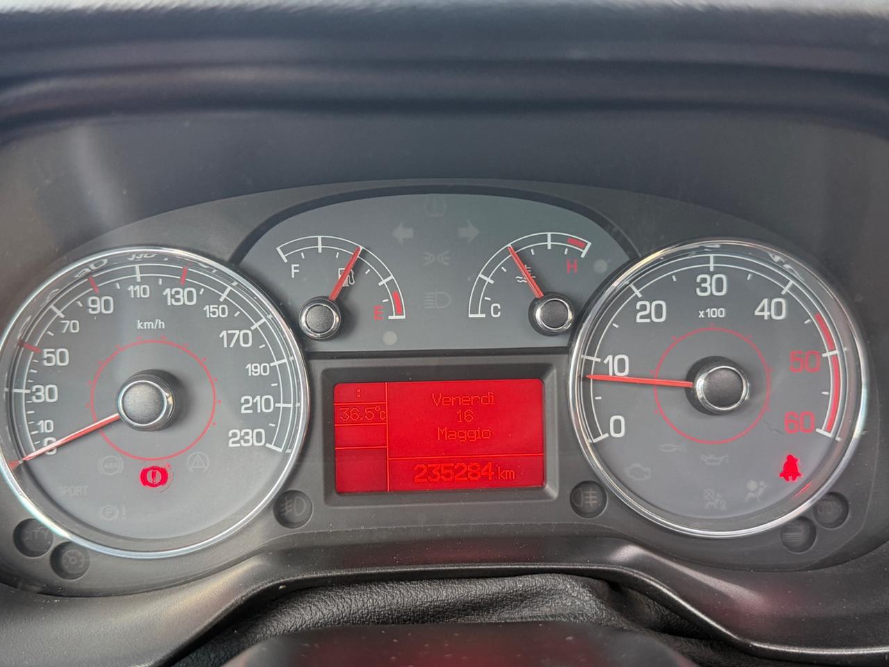 FIAT GRANDE PUNTO SPORT 1.3 MTJ 90CV TETTO PANORAMICO