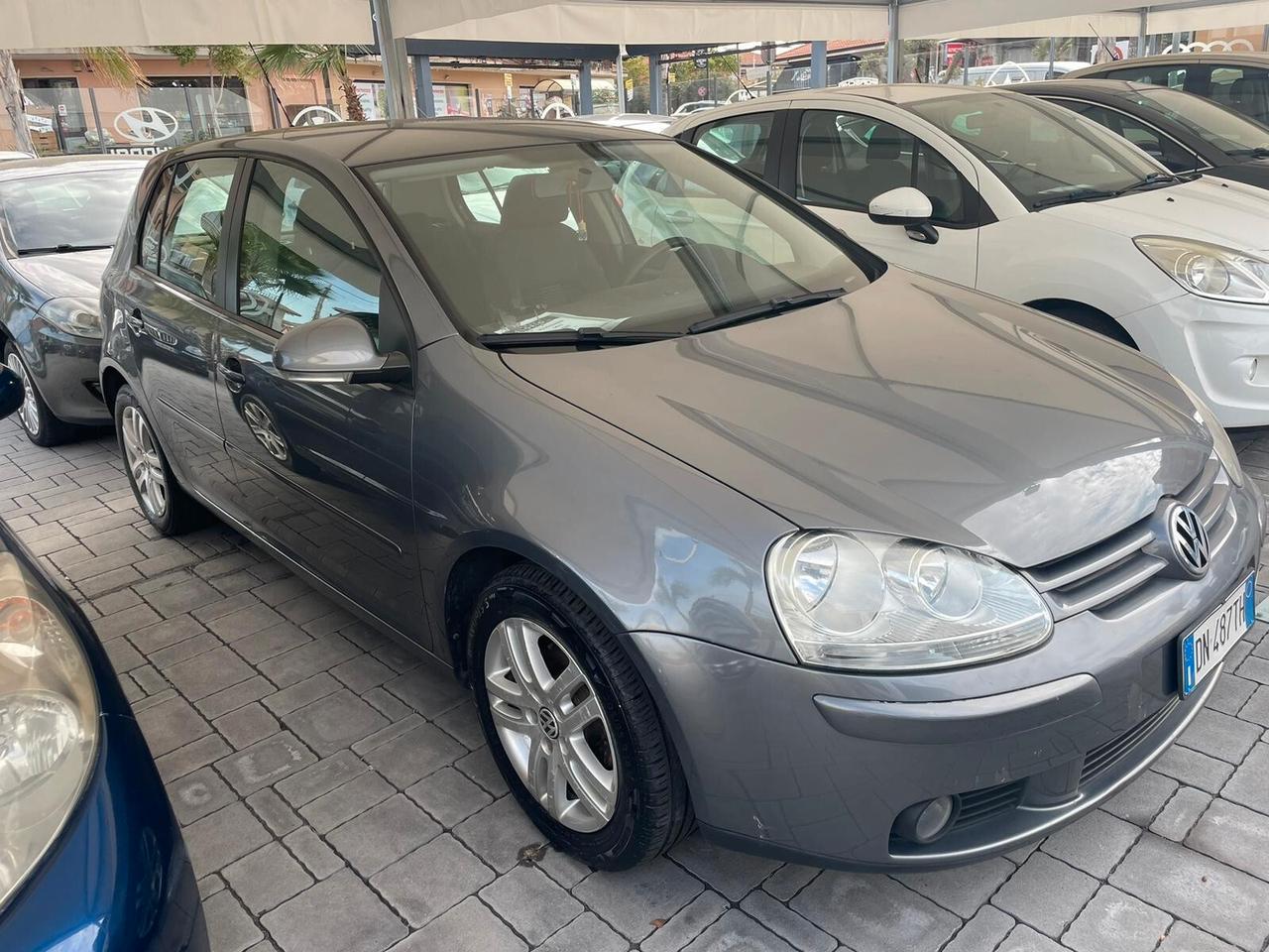 Volkswagen Golf 1.9 TDI DPF 5p. DSG Comfortline