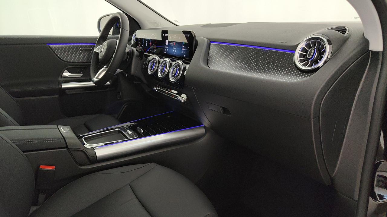 Mercedes-Benz GLA 200 d automatic