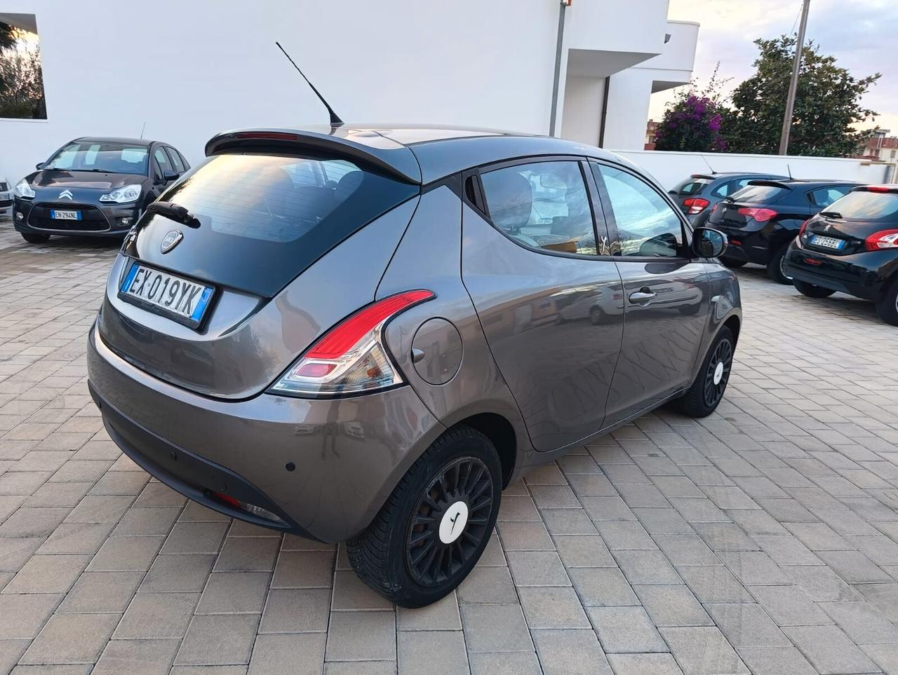 Lancia Ypsilon 1.2 GPL - anno 2015