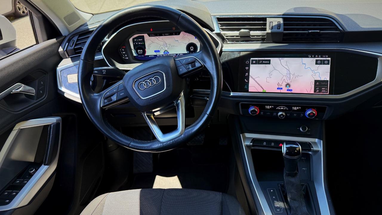 Audi Q3 2.0 Tdi S tronic Business - 11/2021