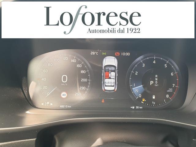 VOLVO XC40 B4 AWD Geartronic R-design