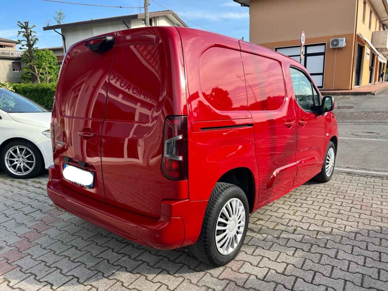 Citroen Berlingo BlueHDi 100 S&S ETG6 Van 3 posti Club L1
