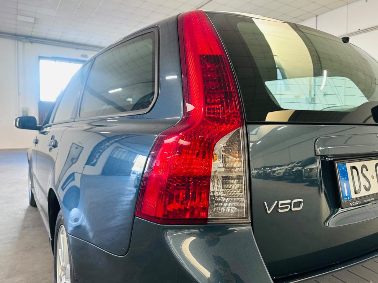 Volvo V50 2.0 D cat Momentum