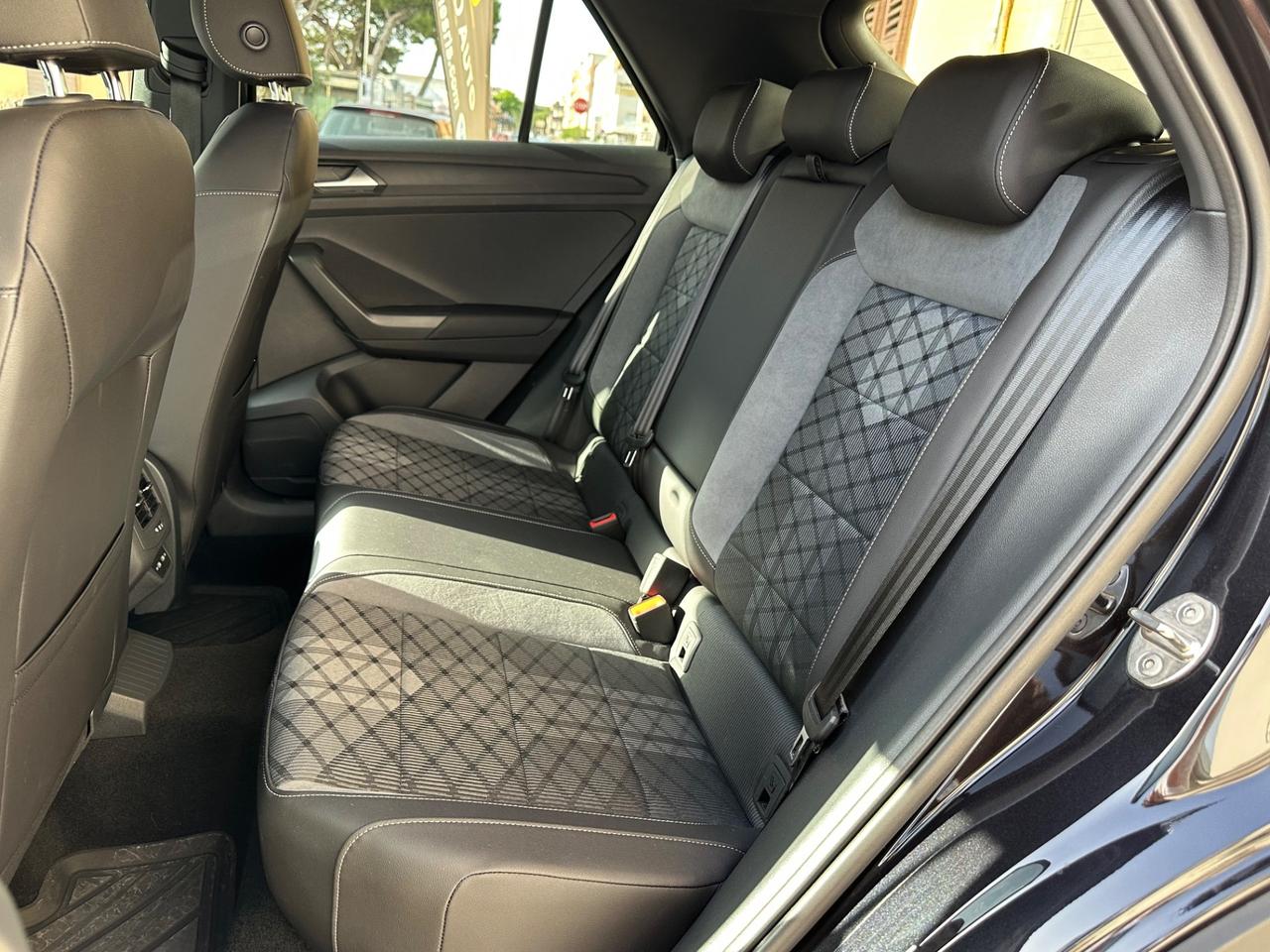 Volkswagen T-Roc 2.0 TDI SCR 150 CV DSG R-Line