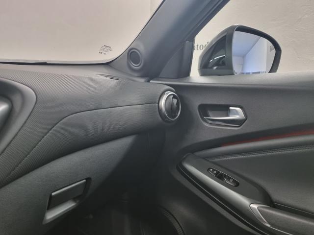 NISSAN Juke 1.0 DIG-T 114 CV DCT N-Connecta