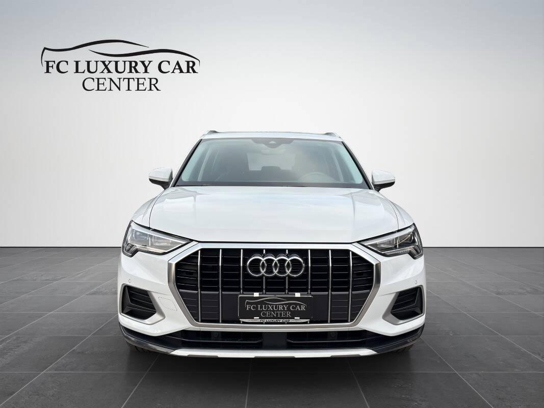 Audi Q3 2.0 150cv Business Advanced s-tronic TUA A 527 MENSILE